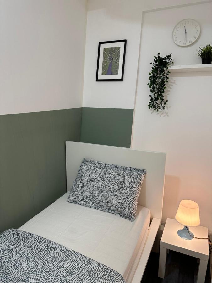 Beautiful Partition Room In Al Barsha 1 Near Metro Dubai Exterior foto
